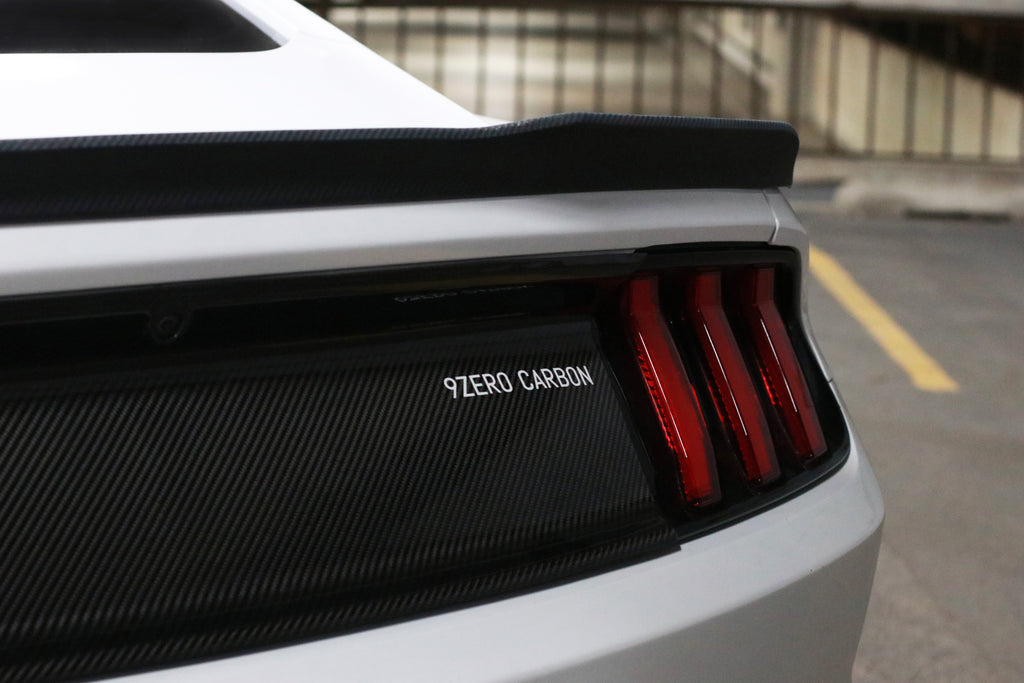 DRY CARBON FIBER SPOILER (FORD MUSTANG ECOBOOST & GT 2018-2023)