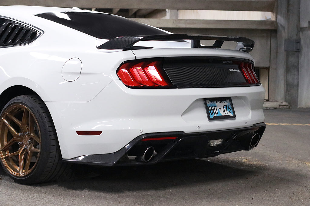 CARBON FIBER PERFORMANCE PACK STYLE REAR SPOILER (S8 STYLE) (FORD MUSTANG S550 2015-2023)