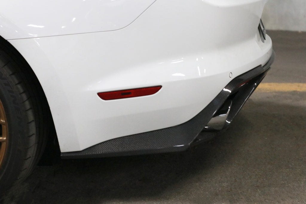 CARBON FIBER REAR DIFFUSER QUAD/DUAL EXIT EXHAUST (FORD MUSTANG ECOBOOST 2018-2023)